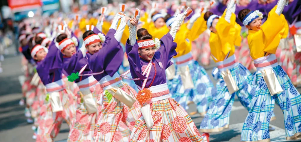 Trang phục đặc sắc cho điệu múa Yosakoi truyền thống