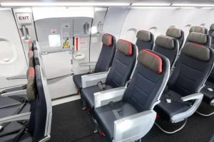 Những lưu ý khi ngồi hàng ghế thoát hiểm ANA All Nippon Airways